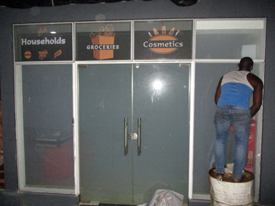 cino's express supermarket window graphics